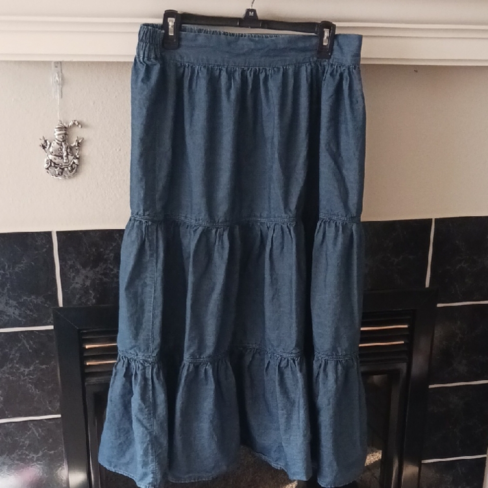 Chic Denim Tiered Maxi Skirt